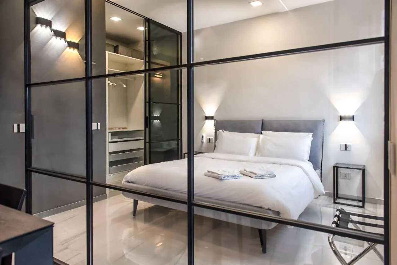 New & Bright Balcony Flat By Central Station Milan 0*,